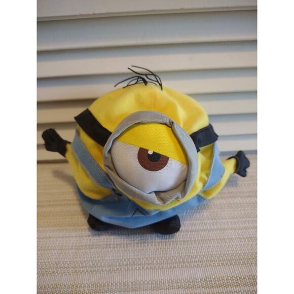 Illumination Minions Fuzzbies 5" round squeezable stuffed plush figure toy NWT - Picture 1 of 4